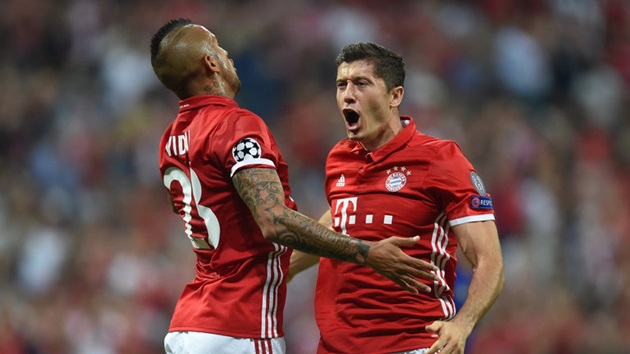 Ảnh bài viết Lewandowski lập cú đúp, Bayern Munich đoạt vé vào vòng knock-out