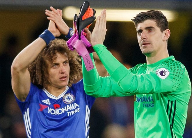 Ảnh bài viết Mắt trái xuất huyết, Courtois khiến Chelsea lo âu