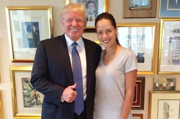 Ảnh bài viết Tổng thống Trump hết lời khen ngợi vợ của Schweinsteiger