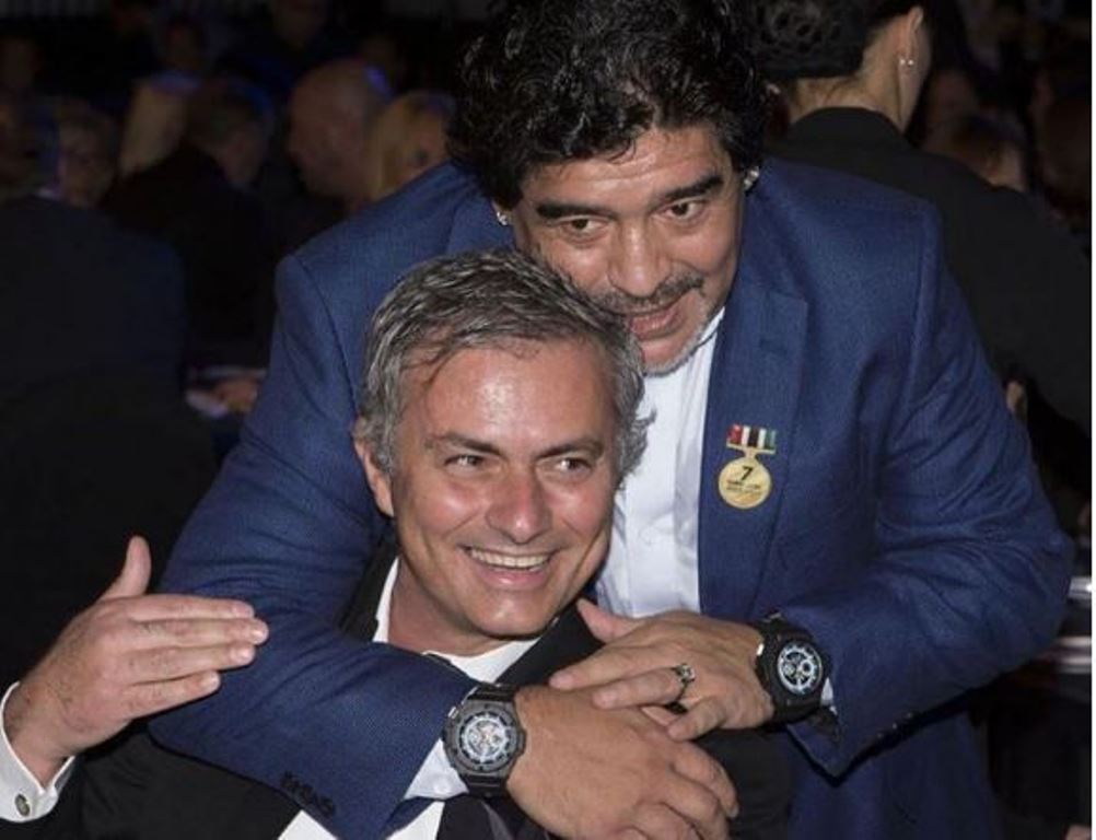Ảnh bài viết Mourinho tiết lộ cuộc gọi bất ngờ từ Maradona sau trận hòa Arsenal
