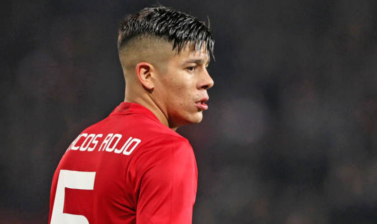 Ảnh bài viết Vào bóng ghê rợn, Marcos Rojo may mắn thoát thẻ đỏ