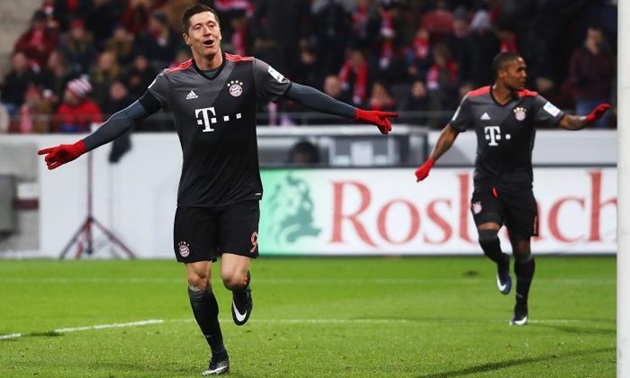 Ảnh bài viết Tất tần tật về 42 bàn thắng của Lewandowski ở mùa giải trước