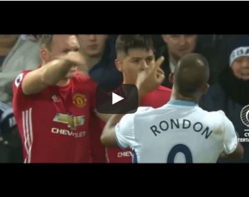 Ảnh bài viết Rondon 'chiến' Phil Jones, tát thẳng mặt Marcos Rojo