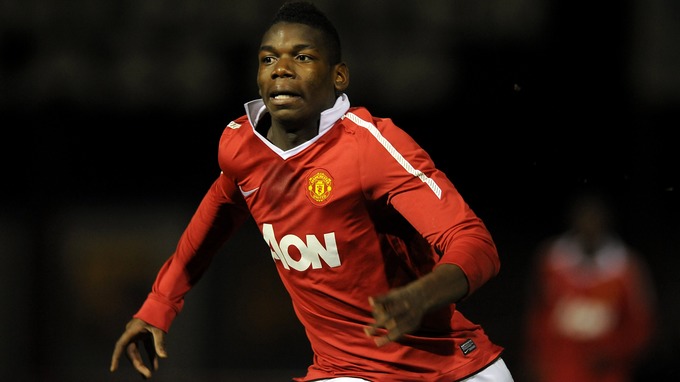 Ảnh bài viết Pogba thời còn trẻ đá như thế nào? 