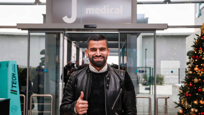 Ảnh bài viết CHÍNH THỨC: Juventus chiêu mộ "chiến binh" ở hàng tiền vệ