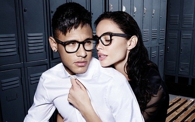 Ảnh bài viết Neymar khoe tài diễn xuất bên người đẹp