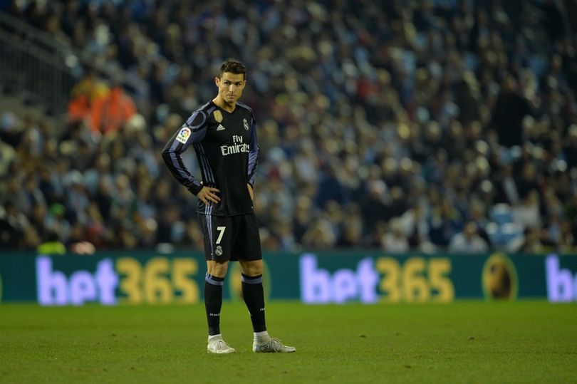 Ảnh bài viết Ronaldo lập siêu phẩm, Real vẫn phải dừng chân ở Tứ kết Cúp Nhà vua