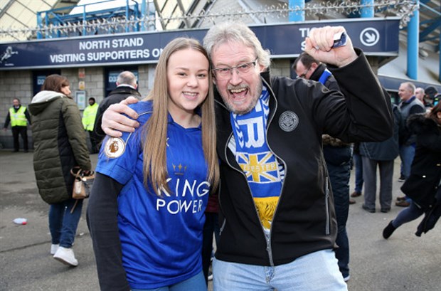 Ảnh bài viết Chùm ảnh: Bằng chứng CĐV vẫn chưa mất niềm tin vào Leicester 