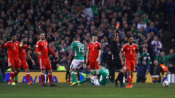 Ảnh bài viết SỐC: Sao Everton bị gãy chân trong trận gặp xứ Wales