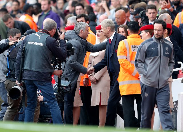 Ảnh bài viết Dư âm Arsenal 2-0 M.U: Ủy mị, thiếu dư vị; Đâu rồi cuộc chiến "Keane & Vieira"?