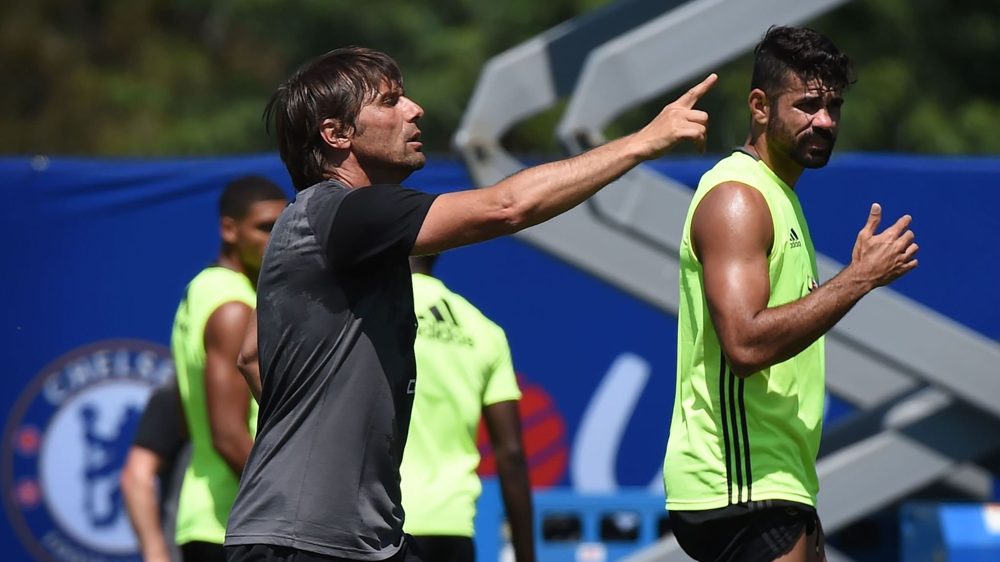 Ảnh bài viết Điểm tin chiều 17/05: Chelsea mất ngôi sao đầu tiên, AC Milan khiêu chiến M.U