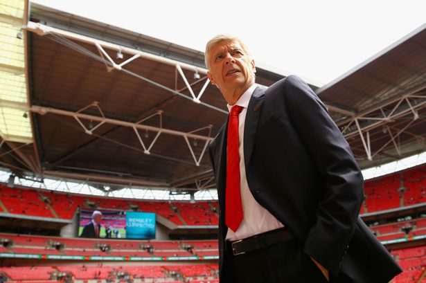 Ảnh bài viết BẤT NGỜ: Wenger nhượng bộ, ký hợp đồng 2 năm