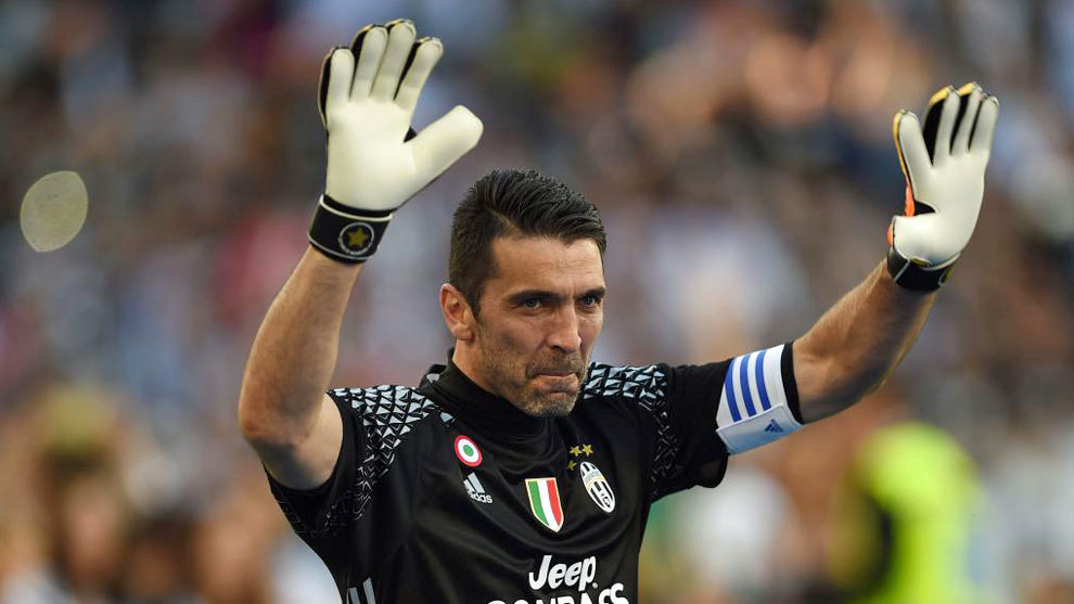 Ảnh bài viết Buffon chấn thương trong buổi tập, Juventus lo sốt vó