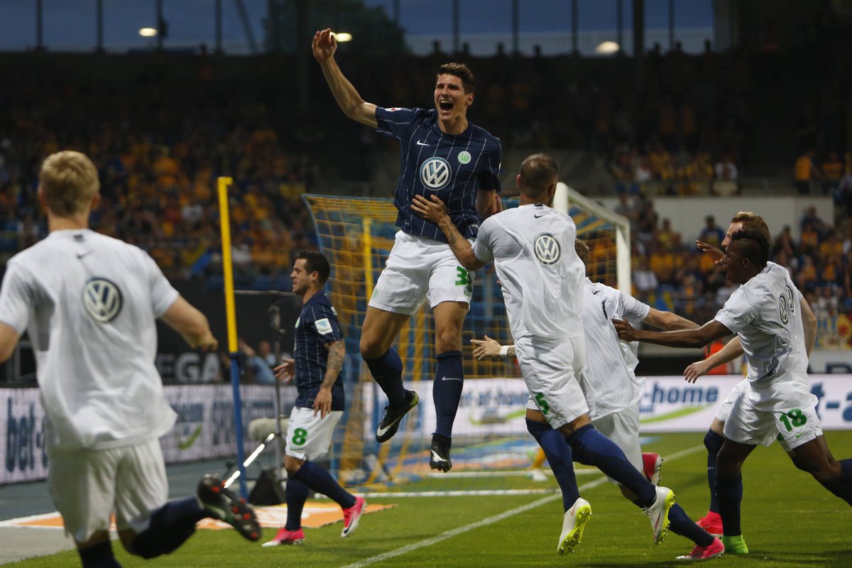 Ảnh bài viết Nhà vô địch Euro 2016 tỏa sáng, Wolfsburg là cái tên cuối cùng tham dự Bundesliga 2017/18