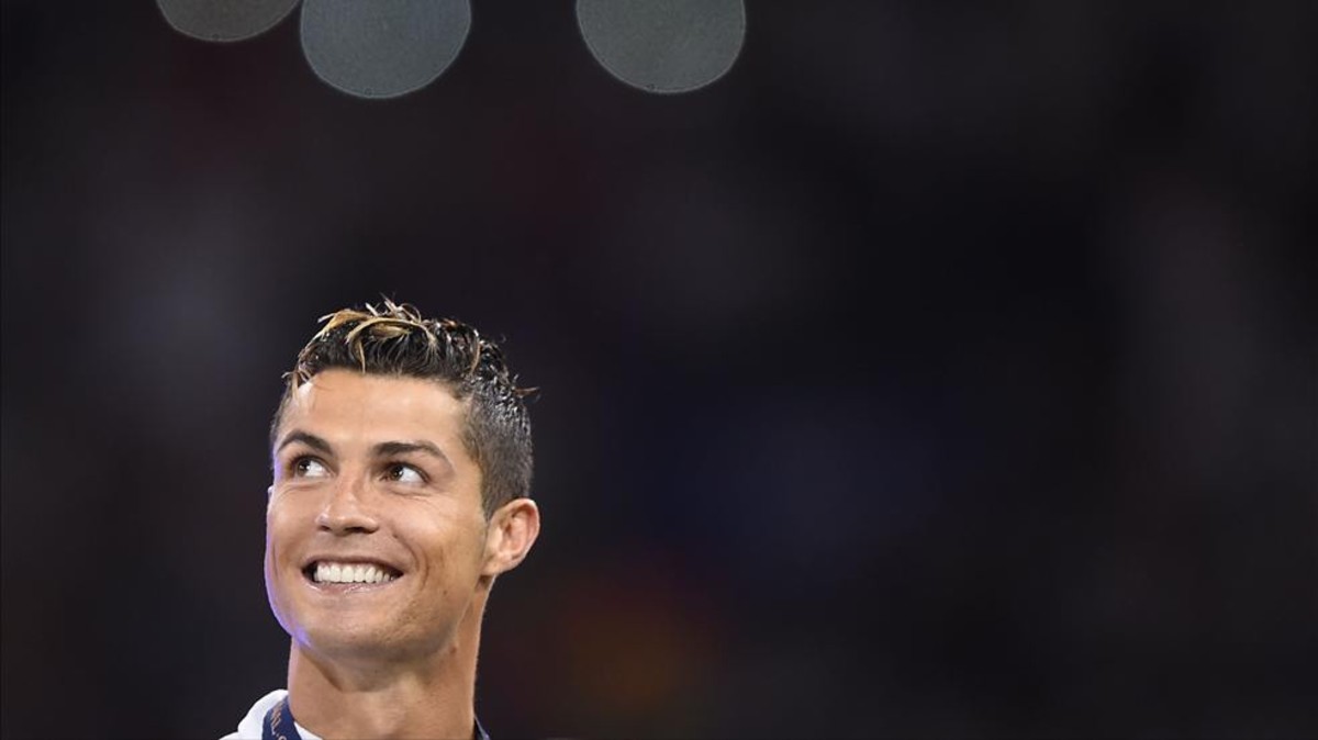 Ảnh bài viết Chuyển nhượng Real Madrid ngày 07/06: Perez bán cả Ronaldo?