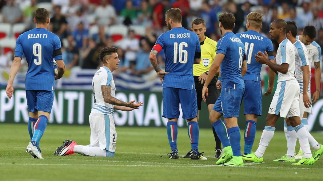Ảnh bài viết Bàn phản lưới nhà khó đỡ của Jose Gimenez trận gặp Italia