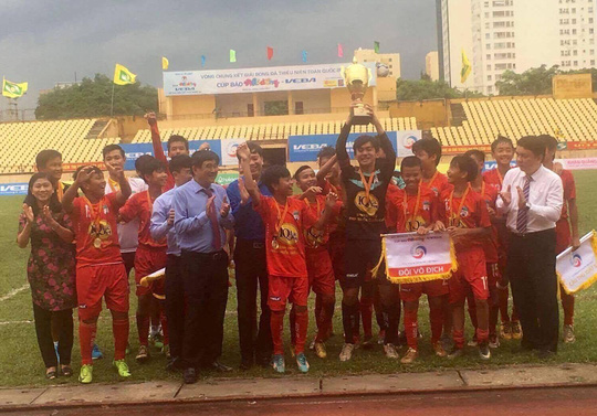 Ảnh bài viết Mát tay như Đinh Hồng Vinh