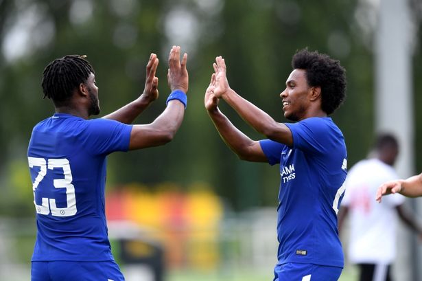 Ảnh bài viết Tân binh Bakayoko nhìn đồng đội hủy diệt Fulham 8 bàn