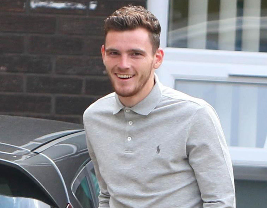 Ảnh bài viết Robertson rạng rỡ kiểm tra y tế, chuẩn bị ký hợp đồng gia nhập Liverpool