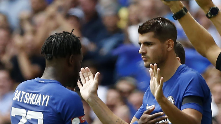 Ảnh bài viết Batshuayi đáp trả cáo buộc cười đểu Morata
