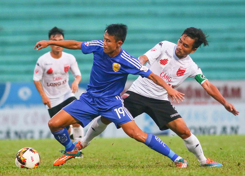 Ảnh bài viết Long An 2-3 QNK Quảng Nam (Vòng 17 V-League 2017)