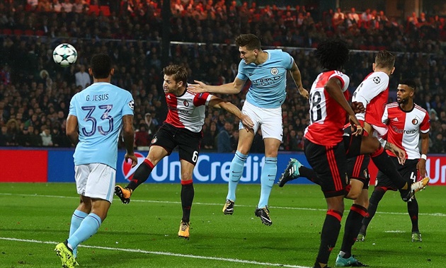 Ảnh bài viết Stones hóa "tiền đạo", Man City nã vào lưới Feyenoord bốn bàn không gỡ