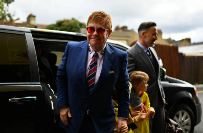 Ảnh bài viết Sir Elton John đã sẵn sàng chờ Watford gây địa chấn trước Man City