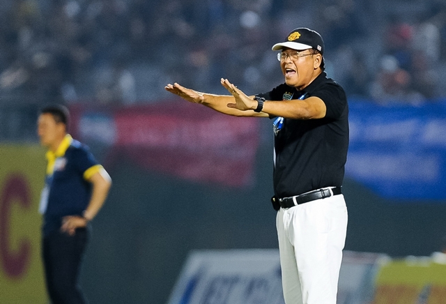 Ảnh bài viết HLV Trần Bình Sự “chê” Quảng Nam chưa đủ tầm để vô địch