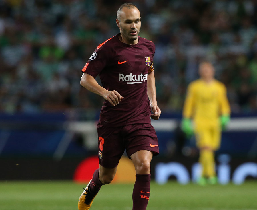 Ảnh bài viết 10 huyền thoại chỉ gắn bó với 1 CLB: Chào mừng Iniesta