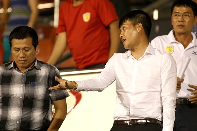 Ảnh bài viết Công Vinh, xin đừng đổ lỗi lên trọng tài!