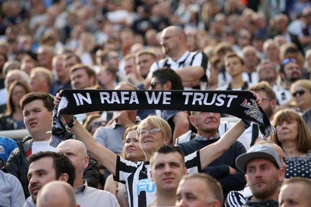 Ảnh bài viết HỒ SƠ Rafael Benitez: Phát điên vì bóng đá (Phần cuối)
