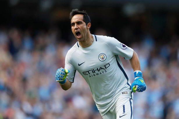 Ảnh bài viết Điểm tin chiều 21/10: Sao Man City bị tẩy chay; Real đón thần đồng 17 tuổi