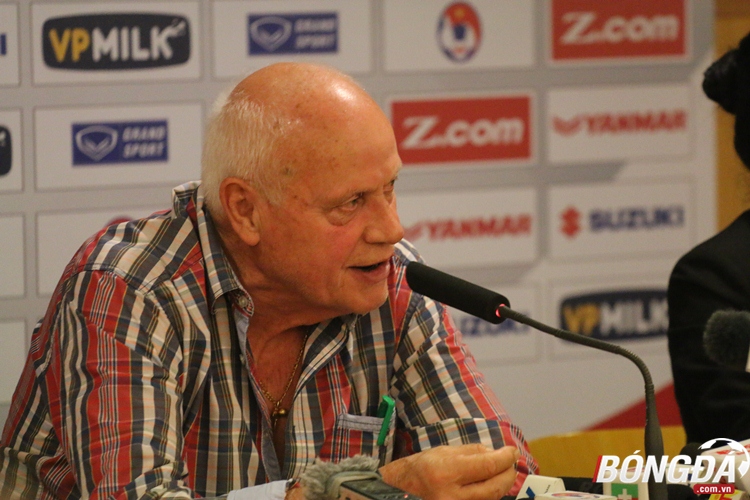 Ảnh bài viết Cay cú vì bị bị loại, HLV Afghanistan khẳng định Việt Nam không có cơ hội tại Asian Cup