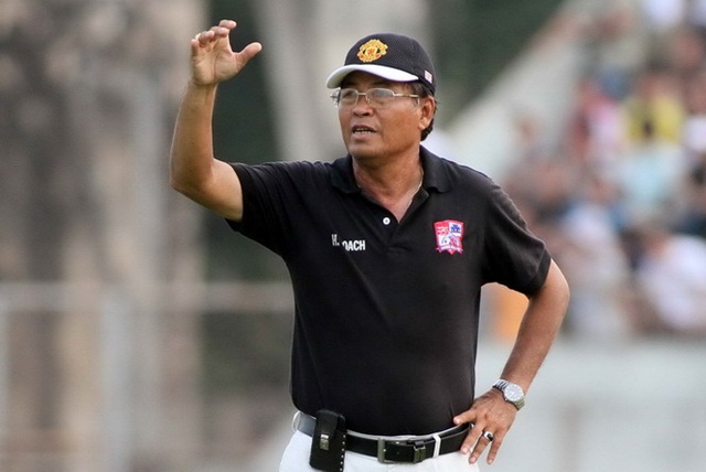 Ảnh bài viết HLV Trần Bình Sự nói gì khi nhường ghế cho Trần Minh Chiến?