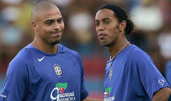 Ảnh bài viết "Song sát" Ronaldo và Ronaldinho từng hành hạ Argentina thế nào?