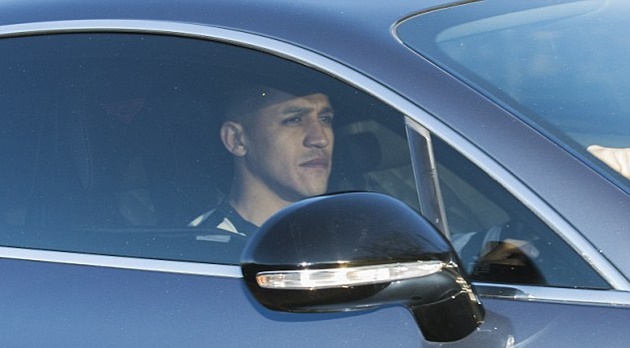 Ảnh bài viết Sanchez âm thầm đến sân London Colney, đếm ngày rời Arsenal