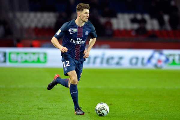 Ảnh bài viết Chuyển nhượng MU: Quỷ đỏ ngã giá mua Meunier, Arsenal và Chelsea nhăm nhe "cướp" Shaw