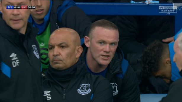 Ảnh bài viết Rooney văng tục khi sớm bị thay ra trong trận Derby Merseyside
