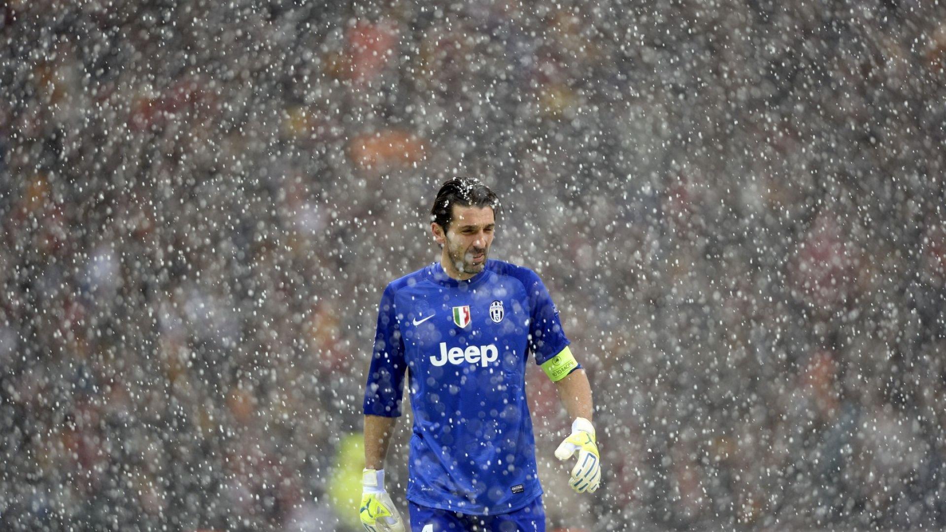 Ảnh bài viết Những khoảnh khắc rực rỡ nhất của Buffon tại Juventus: Từ Serie B cho đến 9 lần giành Scudetto