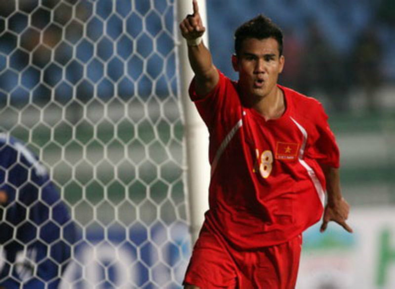 Ảnh bài viết Phan Thanh Bình: “Công Vinh sao sánh với tôi và Văn Quyến được”