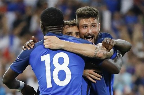 Ảnh bài viết 02h00 ngày 02/06, Pháp vs Italy: Gã khổng lồ gặp kẻ thất thời