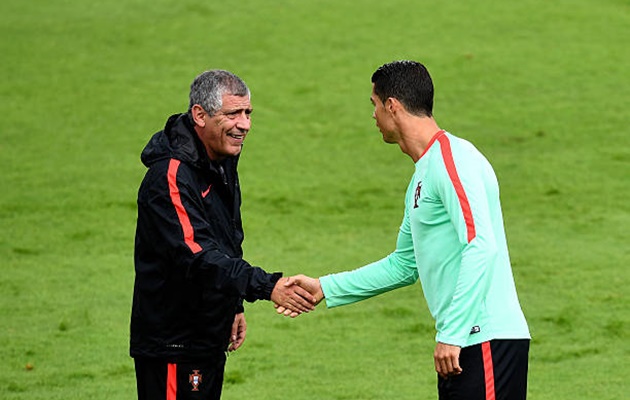 Ảnh bài viết Ronaldo là cầu thủ duy nhất hưởng "đặc quyền" này tại ĐT Bồ Đào Nha