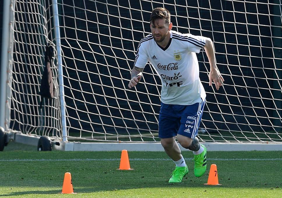Ảnh bài viết Muốn vô địch, người dân Argentina cần 'tha' cho Messi