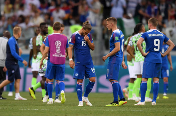 Ảnh bài viết Gục ngã trước Nigeria, các 'chiến binh Viking' làm gì sau trận?