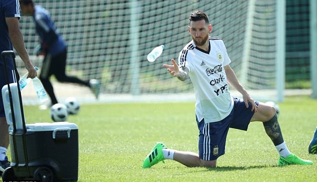 Ảnh bài viết Messi xuống tóc, quyết cùng Argentina hạ gục Pháp