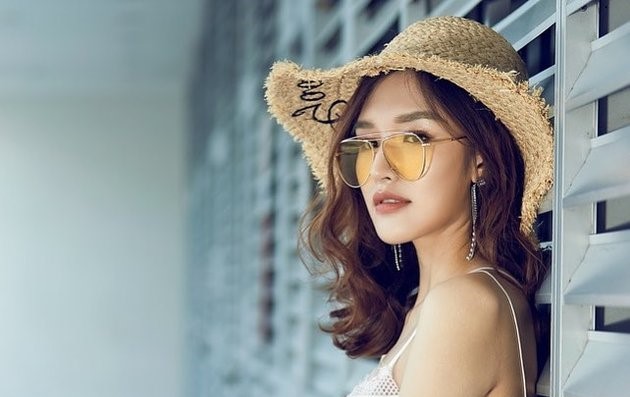 Ảnh bài viết Người mẫu Phương Chi: 'Con gái xem bóng đá làm không khí sôi nổi hơn'