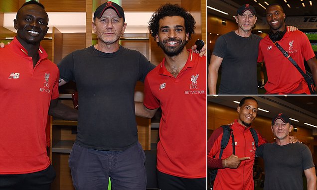 Ảnh bài viết 'Điệp viên 007' đột nhập phòng thay đồ Liverpool