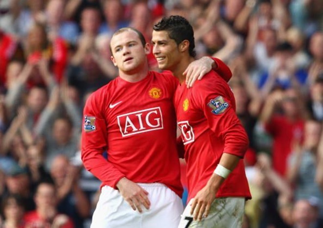 Ảnh bài viết Đội hình xuất chúng nhất của Man United trong 10 năm qua: Song sát CR7 + R10