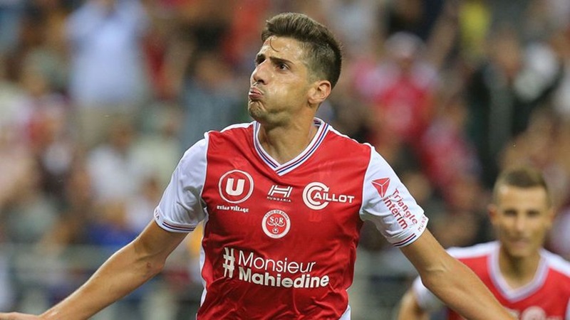 Ảnh bài viết "Bẻ nanh" Lyon, Stade Reims tạo địa chấn Ligue 1