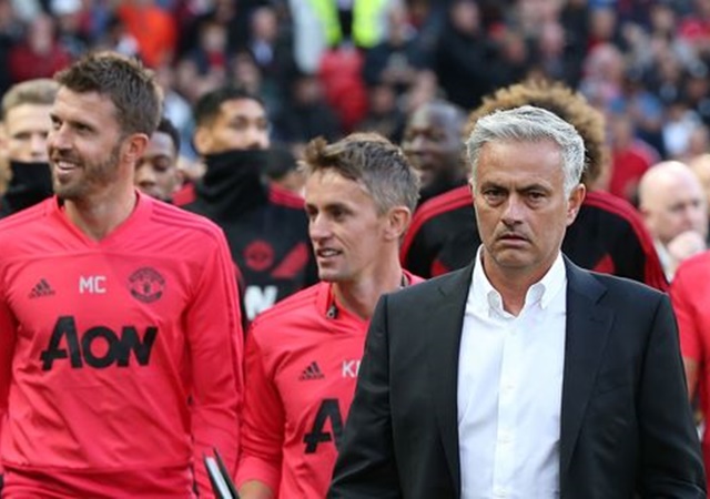Ảnh bài viết TIẾT LỘ: Học trò ủng hộ "tuyệt đối" quyết định này của Mourinho